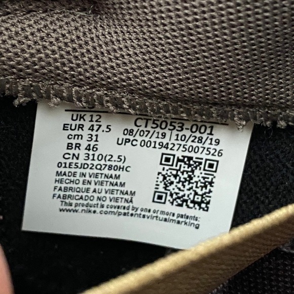 Travis Scott X SB Dunk Low - Picture 13 of 16